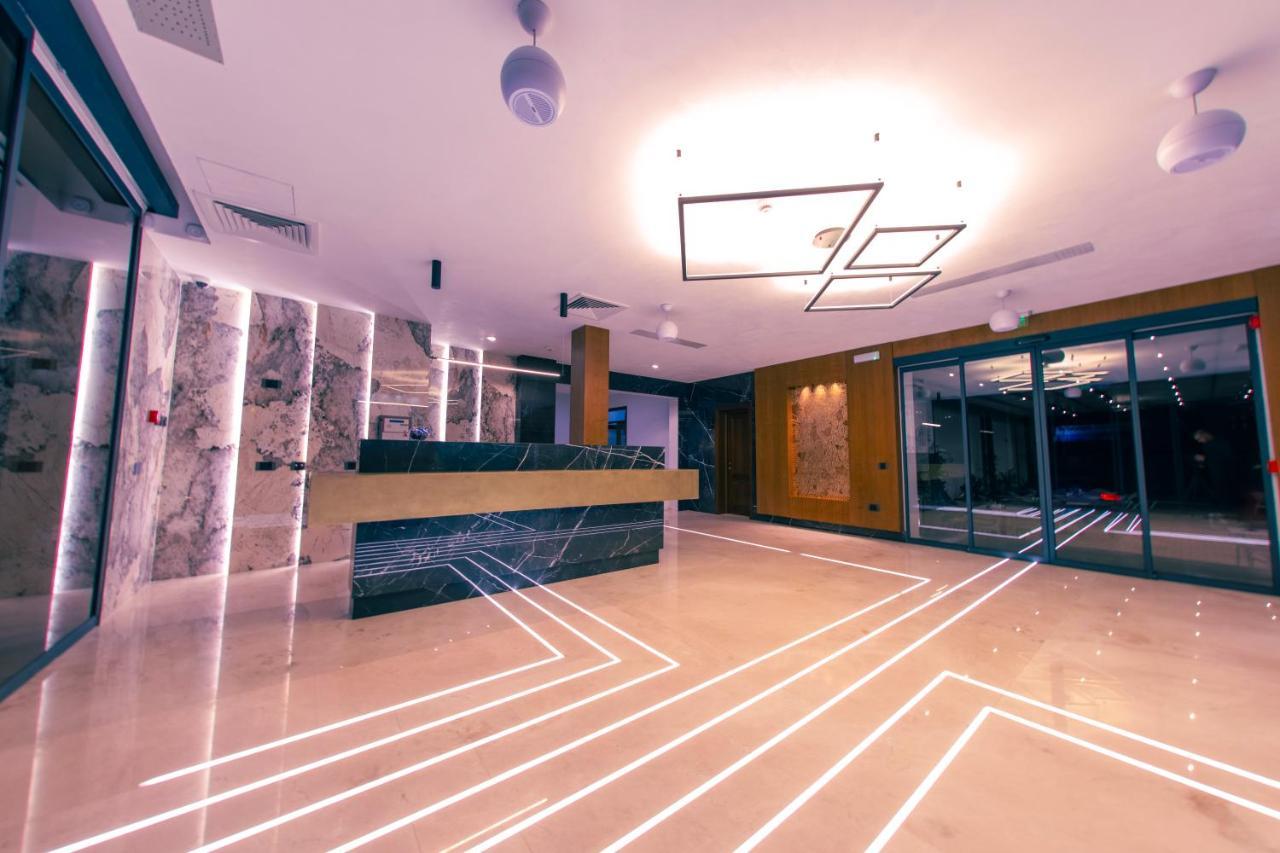 Hotel Aura Unirii Алба-Юлия Экстерьер фото