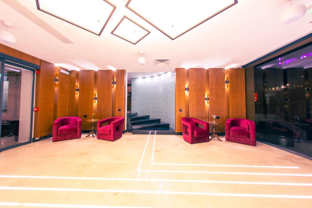 Hotel Aura Unirii Алба-Юлия Экстерьер фото